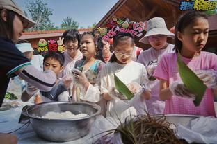 范迪克：加克波有难以置信的天赋 希望二月或三月仍在榜首